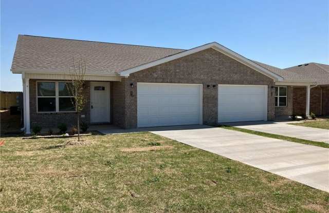 6808  NW Trevy  ST photos photos