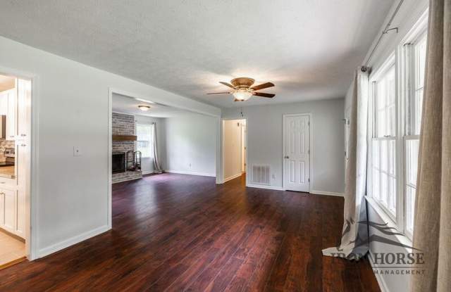 1190 Arrowhead Road Gallery 4