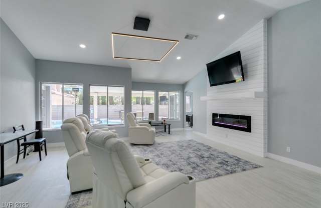 8150 Beaverbrook Way photos photos