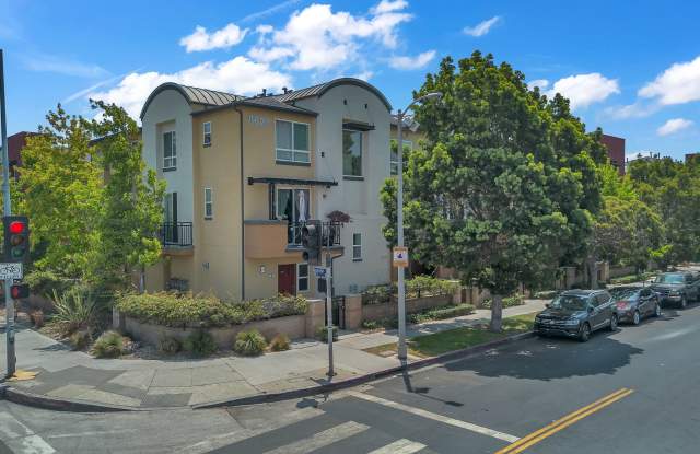 8620 Belford Avenue105 photos photos
