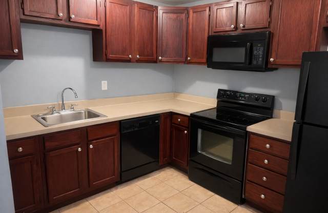 Cute Two Bedroom Plus Bonus Room in KCK - 5129 Locust Avenue, Kansas City, KS 66106