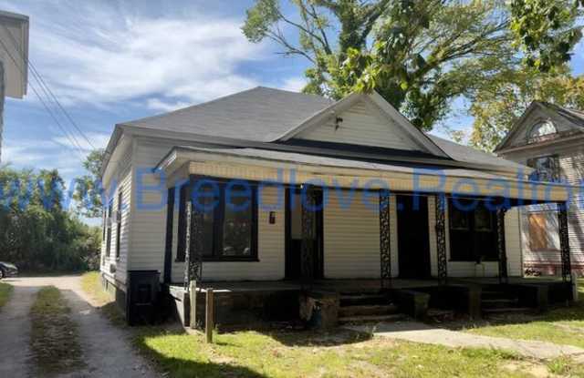313 Green Street East Gallery 1