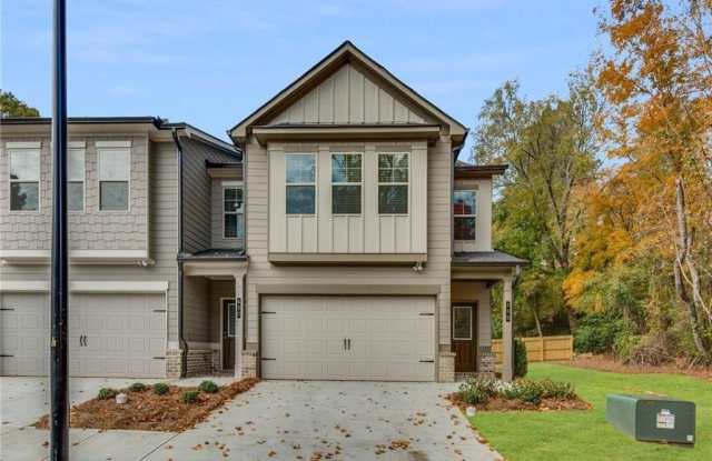 500 Rockfern Court Gallery 1