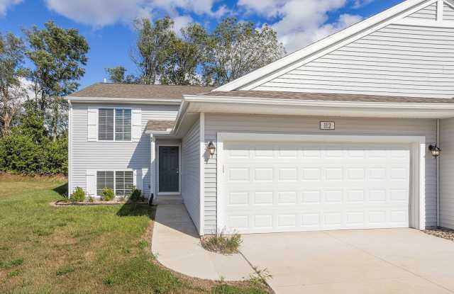 New Construction - Take advantage of this exclusive offer and enjoy a reduced security deposit of just $1,000. Applicants must move into the home within 5 days of available date to qualify. Gallery 3