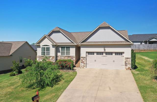 Lovely, Single Level, 3 Bedroom 2 Bath Home - 526 Cornucopia Lane, Spartanburg County, SC 29349