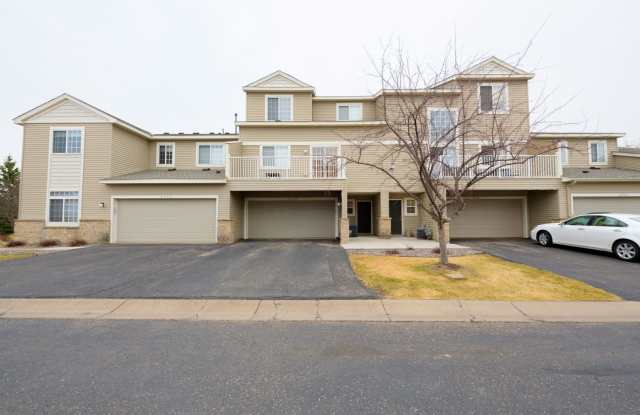 Rare maple grove townhouse available! 3 beds 2 bath, updates through-out! photos photos