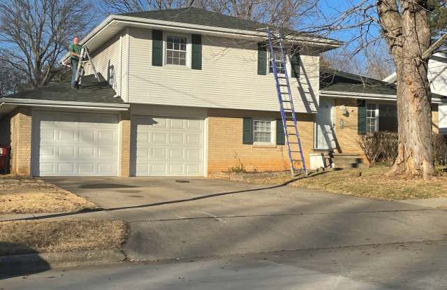 Wonderful Ranch 3 Bedroom 2 Bath 2 Car Garage photos photos