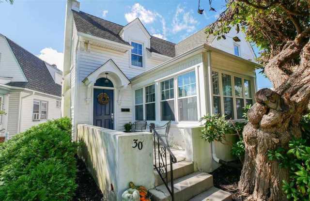 30 West Dr Gallery 2