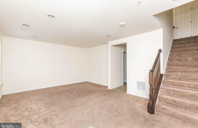 9354 PARAGON WAY Gallery 3