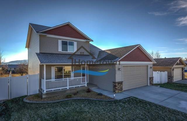Spacious 4 bed 2.5 bath Home in Post Falls! photos photos