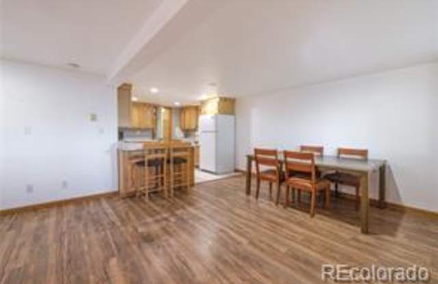 695 East Agate Avenue Gallery 3