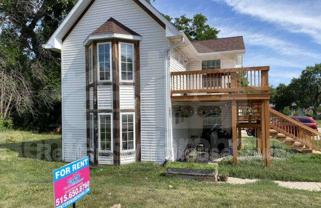 2907 Hickman Road - 2907 Hickman Road, Des Moines, IA 50310