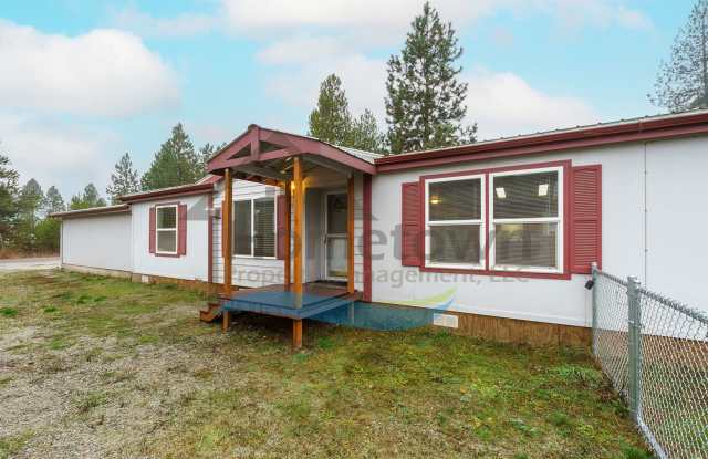 3 Bedroom 2 Bathroom Home with Attached 2-Car Garage Available in Athol! photos photos