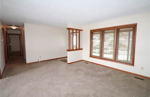 3779 West 1000 N Gallery 4
