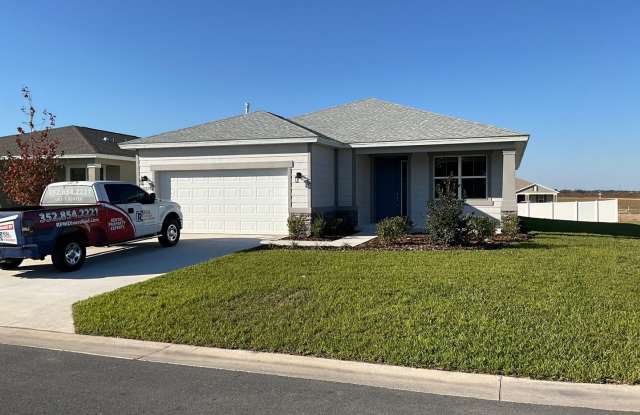 Brand New Home with all the upgrades in an all families community - 7727 Southwest 57th Place, Marion County, FL 34481