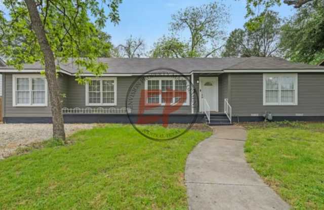 3804 Parkwood Street photos photos