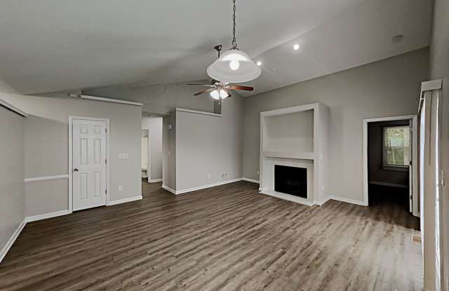 711 Saint Catherines Drive Gallery 3