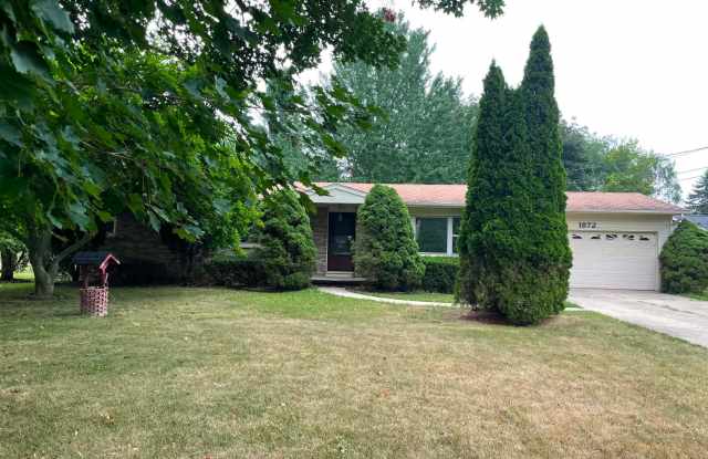 1872 Osaukie Road Gallery 1