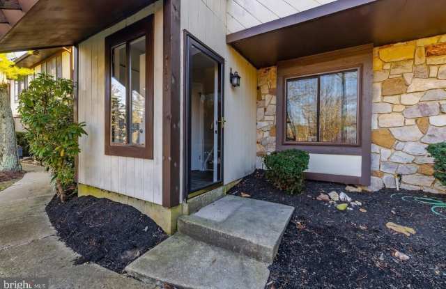 1210 THACKERY Court photos photos