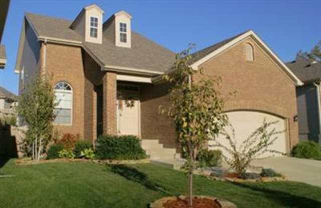 Hamburg area ! Easy access to I-75 ! 240404 - 3089 Roundway Down Lane, Lexington, KY 40509