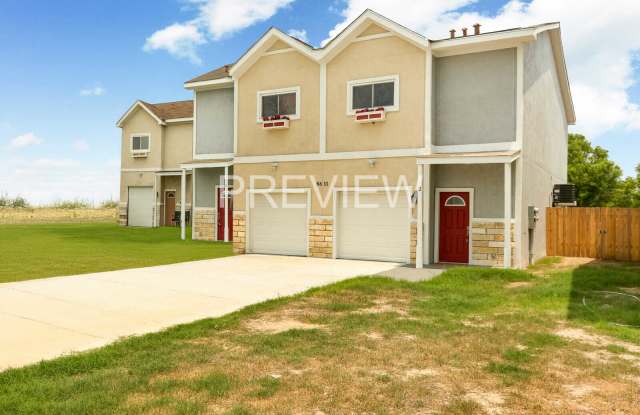 8611 Key Windy Way - 2 photos photos