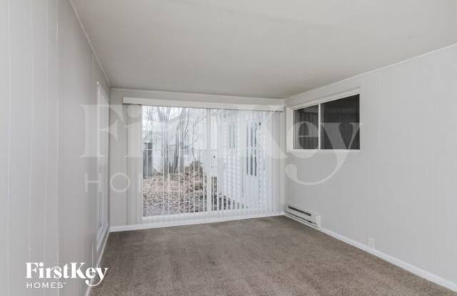 16410 Kedzie Avenue Gallery 4