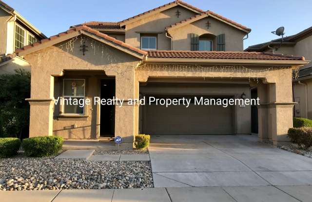 Available Now!!Top Of The Line 4 Bedroom Two Story Home!!! photos photos