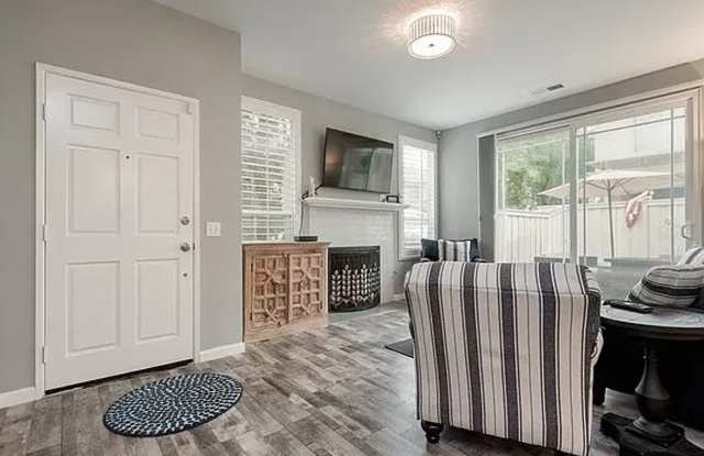 2191 Lago Ventana Gallery 4