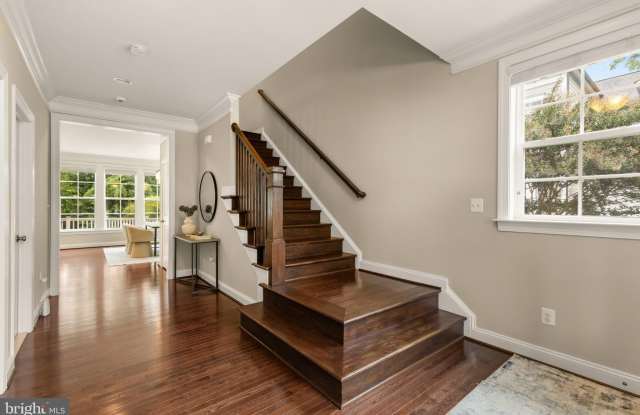 6203 CHAMPION OAK Court Gallery 3