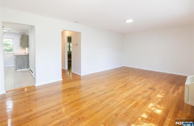108 Regency Park Gallery 2