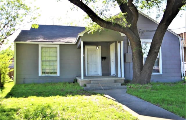 4504 Stonewall Street - 4504 Stonewall Street, Greenville, TX 75401