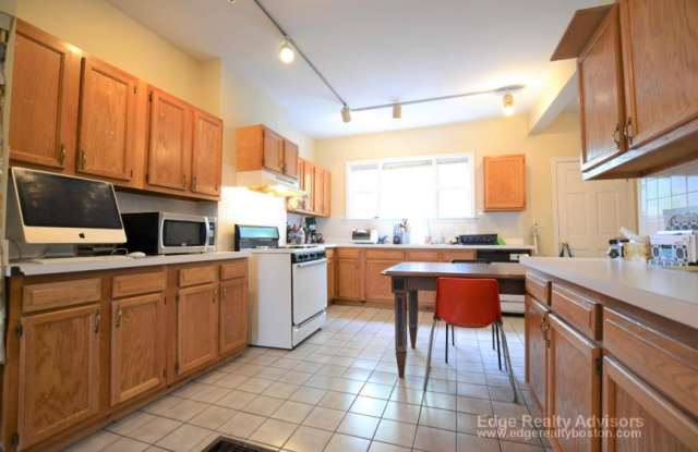 14 Woodmont St. photos photos