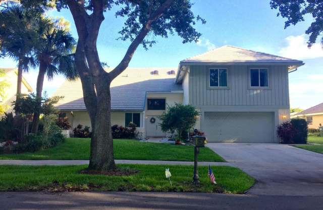 Beautiful 5 bedroom 3.5 bath in Central Boca Raton! photos photos