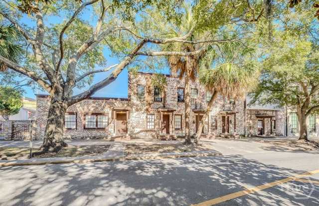 508 E Liberty Street unit: Upper - 508 East Liberty, Savannah, GA 31401