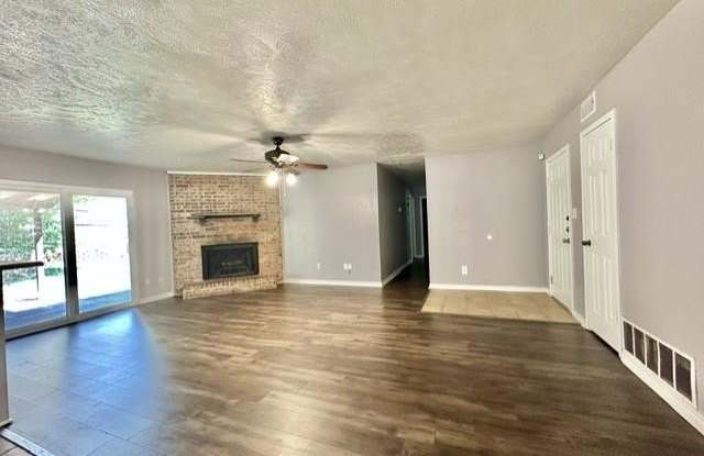 5617 Espanola Drive Gallery 3