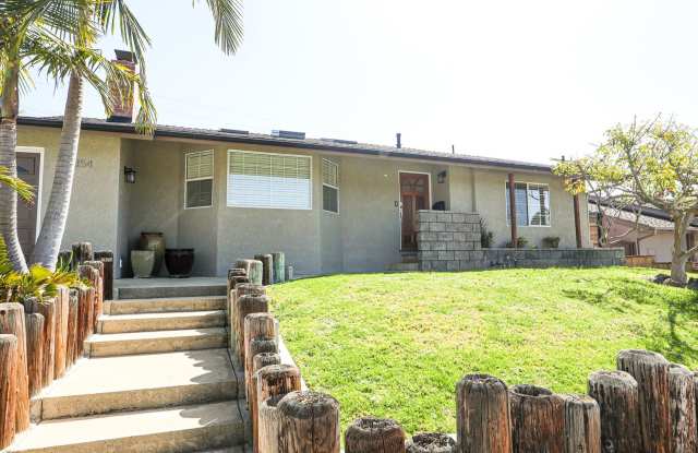 Beautifully Remodeled 3 Bed, 2 Bath Home in Ventura’s Midtown Hills photos photos
