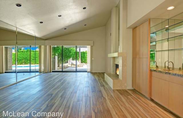 2995 Sundance E Circle Gallery 4