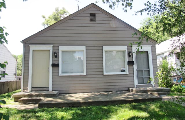 274 S Dearborn St - 274 South Dearborn Street, Indianapolis, IN 46201