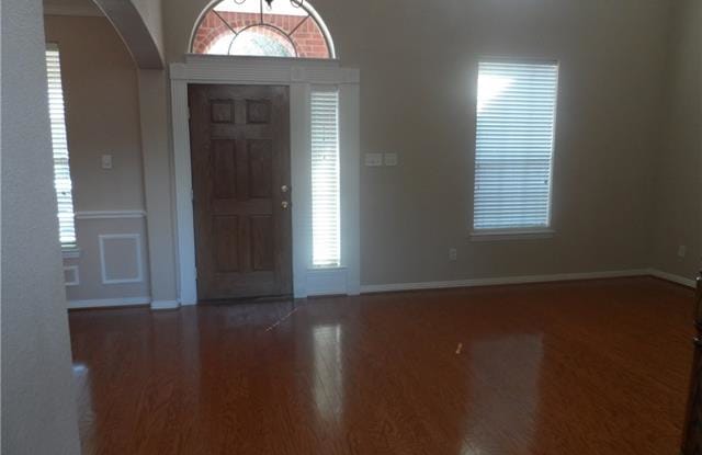 3400 Dwyer Lane Gallery 2