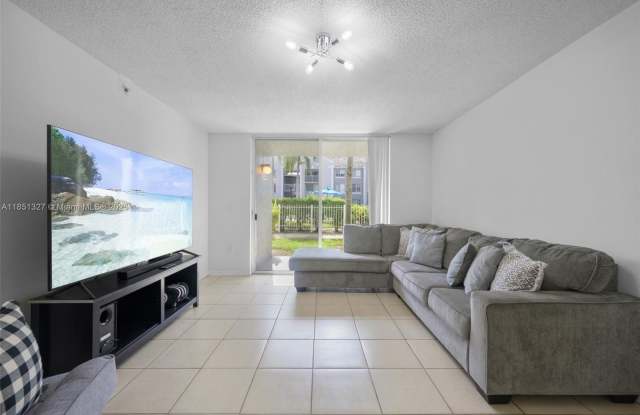 655 SW 111th Way photos photos