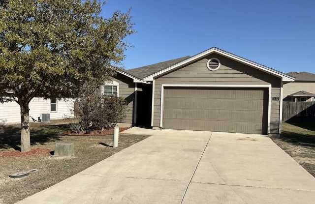 1422 Dove Bend Gallery 1