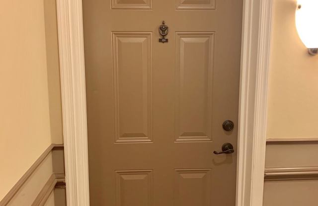 5305 WYNDHOLME CIRCLE Gallery 2