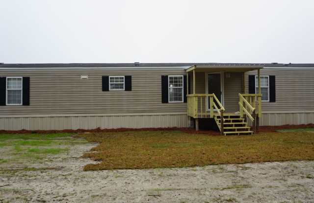 3 Bedroom mobile home in the County - 3930 Rowell Road, Lowndes County, GA 31606
