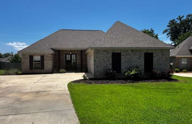 310 Candlewood Ct. Canton, MS photos photos