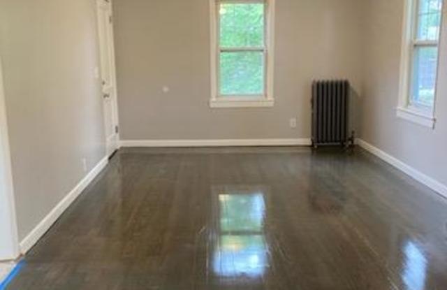 38 Christian Street - 2 Gallery 3