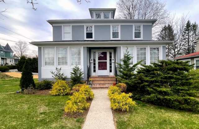 306 Soundview Avenue photos photos