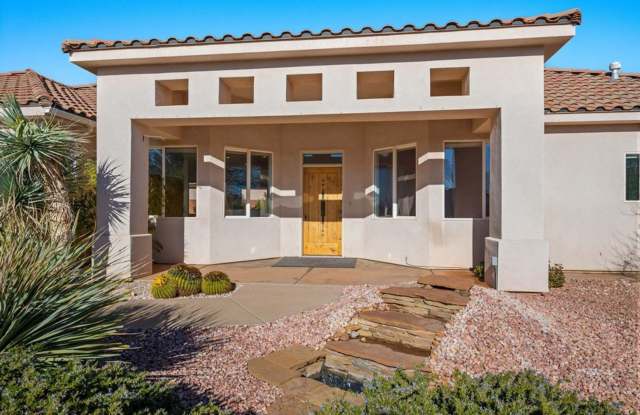 Private Corner-Lot Living in Scenic Santa Clara photos photos