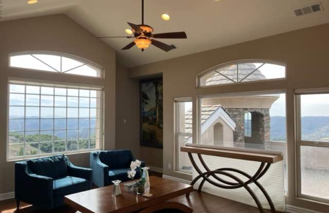 PANORAMIC VIEWS, STUDIO IN THE CLOUDS - 44945 Via Renaissance, Riverside County, CA 92590