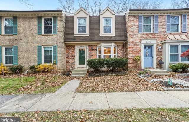 9040 ARMENDOWN Drive - 9040 Armendown Drive, Burke, VA 22152