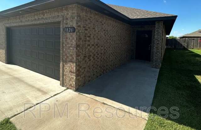1826 Cypress Lane Gallery 4